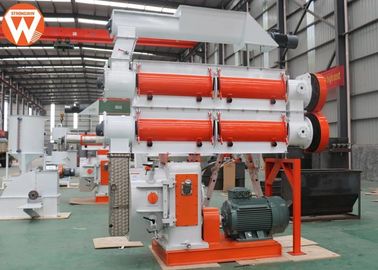 Double Steam Conditioner Small Cattle Feed Plant , SKF Bearing Pellet Making Machine